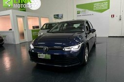 Volkswagen Golf VIII 2.0 TDI Life Berlina 2020 Blu