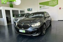 BMW M135 i xDrive Berlina 2020 Grigio
