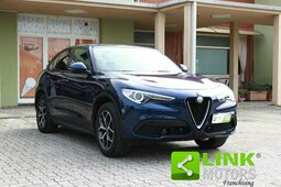 Alfa Romeo Stelvio 2.0 Turbo 200 CV AT8 Q4 Executive SUV 2019 Blue