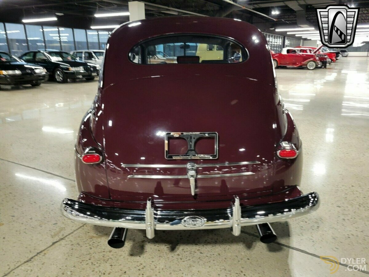 1946 Ford Deluxe, foto 3
