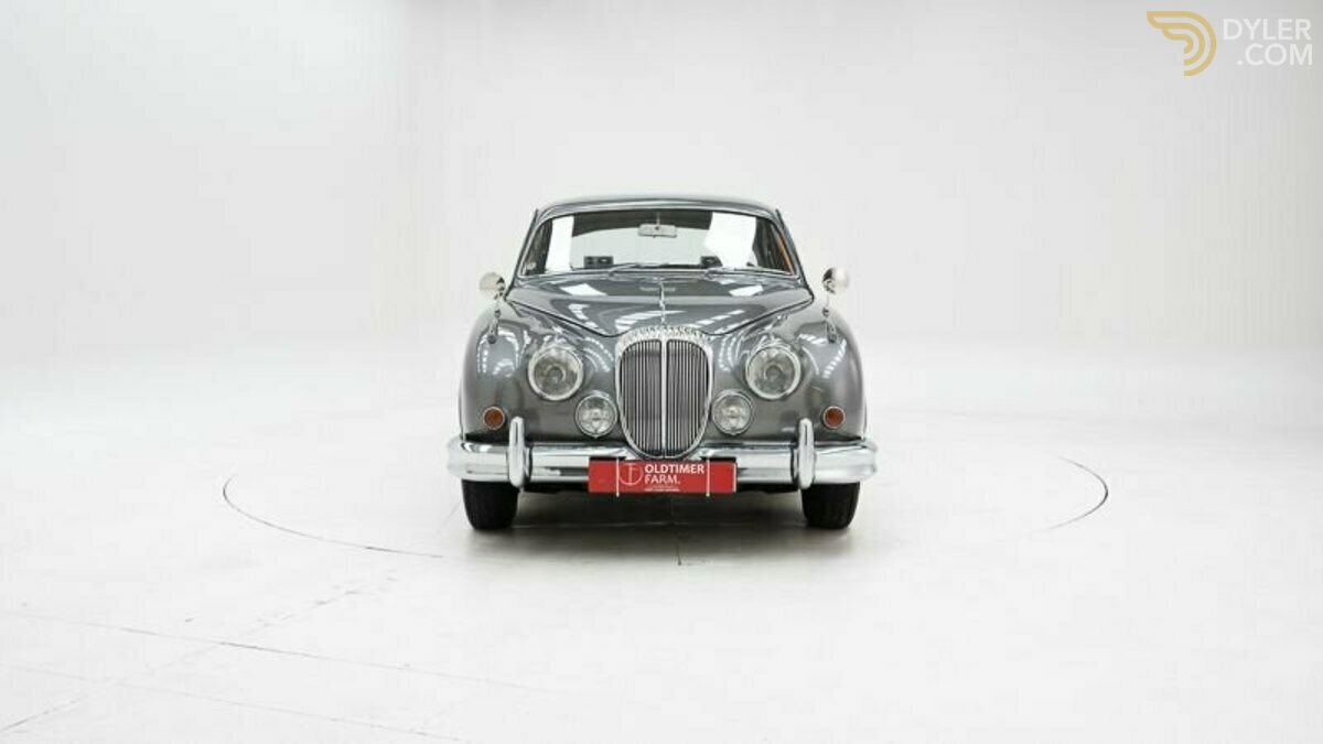 1965 Daimler V8-250, foto 5