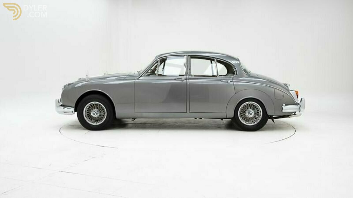 1965 Daimler V8-250, foto 8