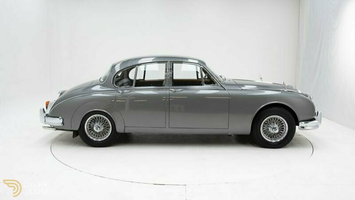 1965 Daimler V8-250, foto 10