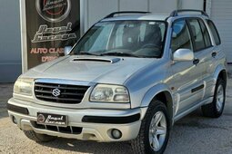 Suzuki Grand Vitara Suzuki Grand Vitara 2.0 turbodiesel 16V cat S.W. Geländewagen 2003 Beige