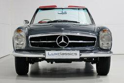 Mercedes-Benz 230 SL W113 Pagoda RHD 4 speed manual. Fully restored Cabriolet / Roadster 1964 Grey