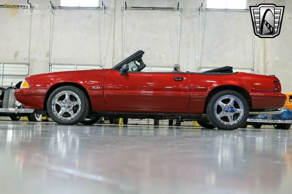 1992 Ford Mustang, foto 3