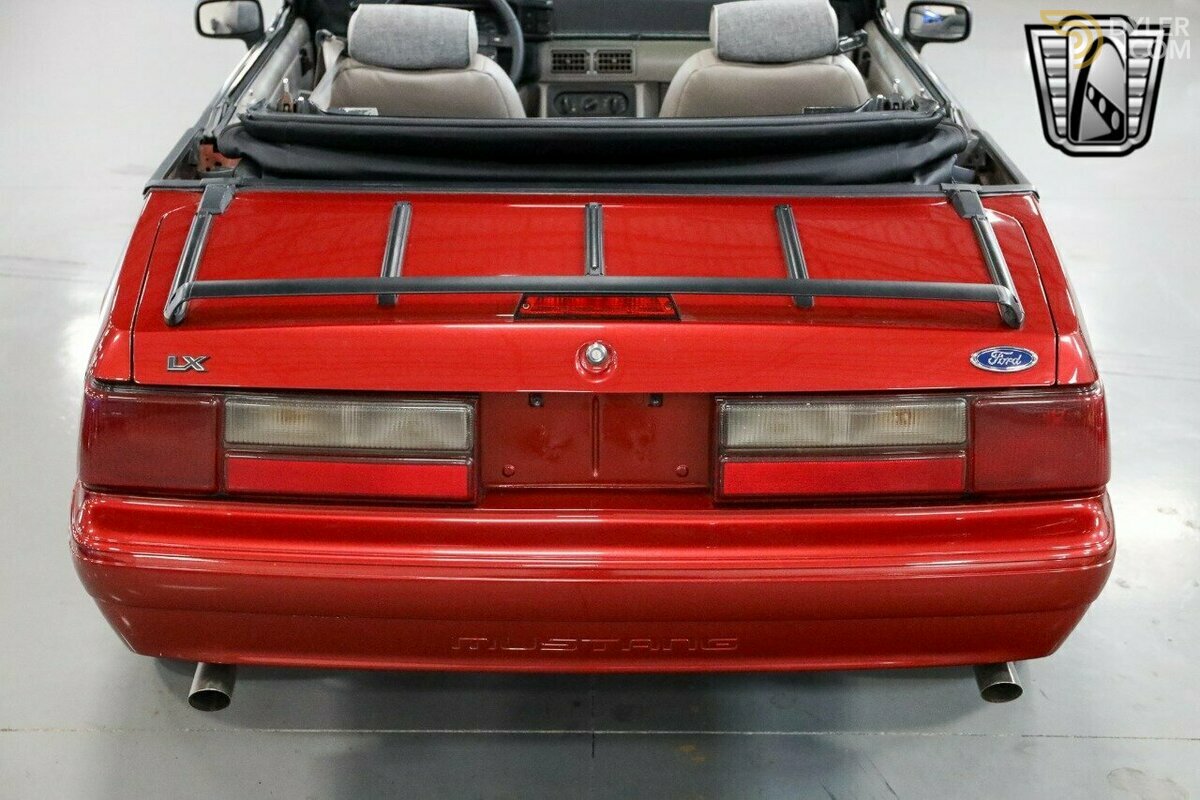 1992 Ford Mustang, foto 6