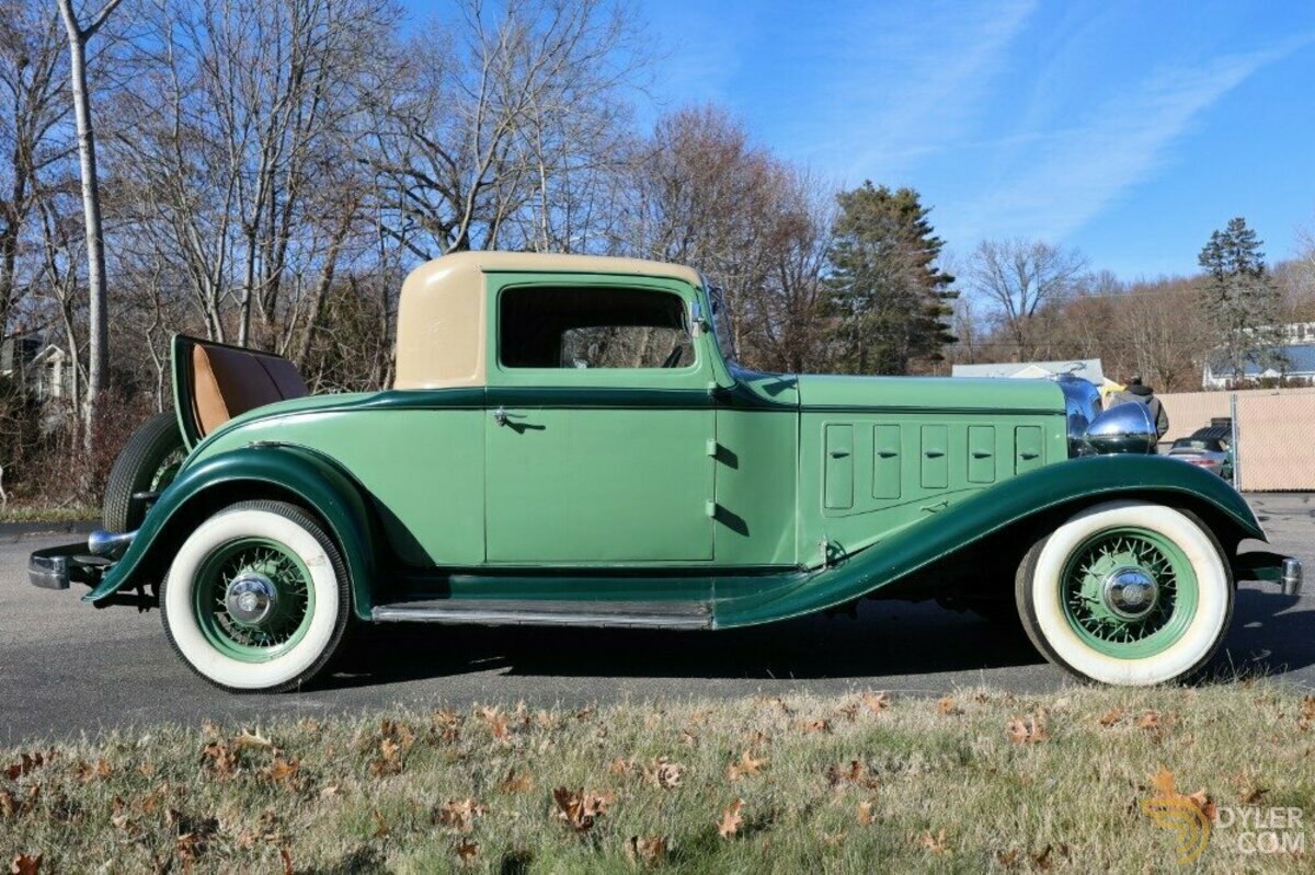 1933 Chrysler Royal, foto 2