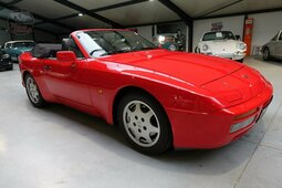 Porsche 944 Cabriolet / Roadster 1989 Red