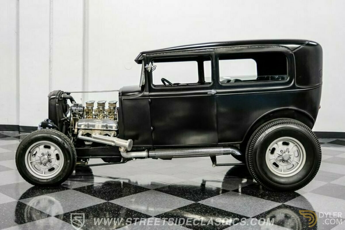 1931 Ford Model A 2-Door Sedan, foto 2