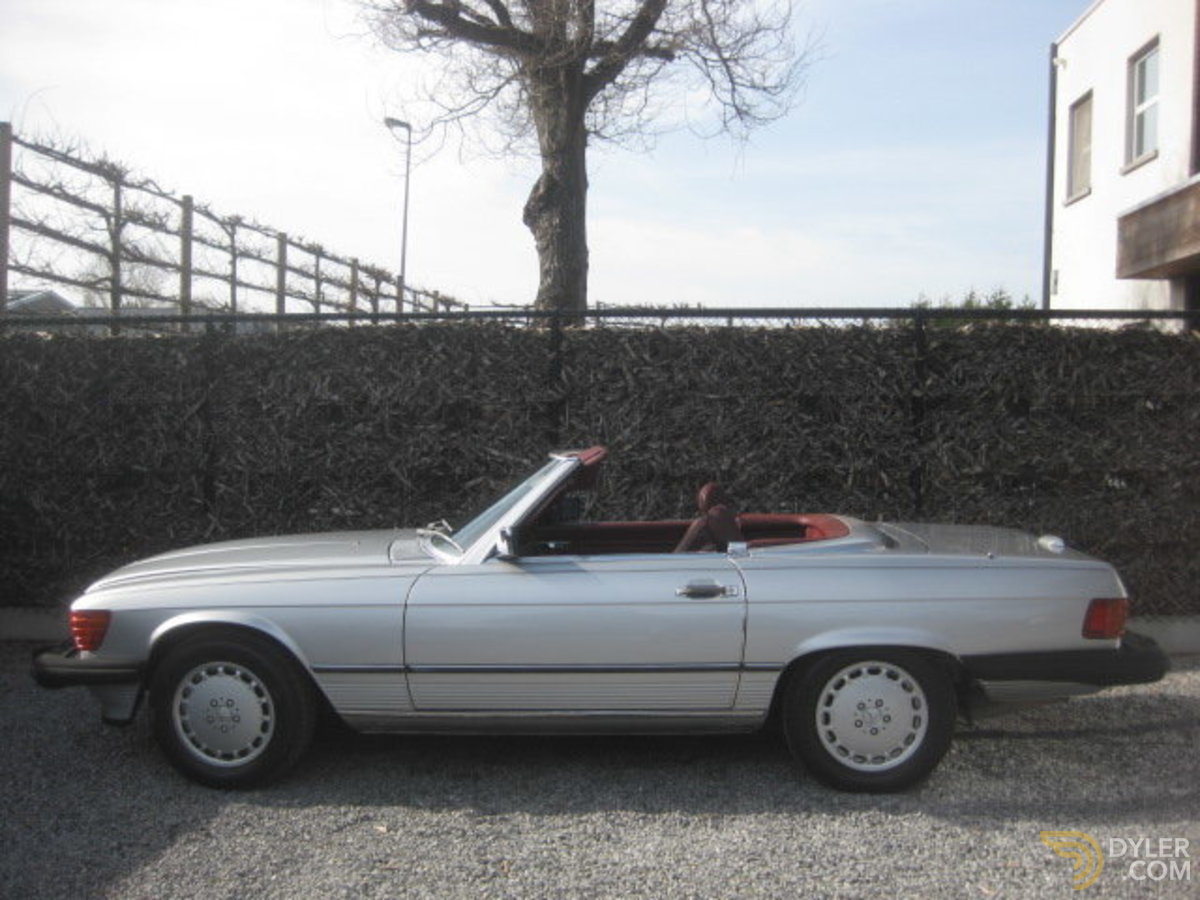 1988 Mercedes-Benz 560 SL Roadster R 107 , 94000Miles Carfax! +Mb Data, foto 2
