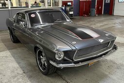 Ford Mustang Fastback Coupé 1968 Cinzento