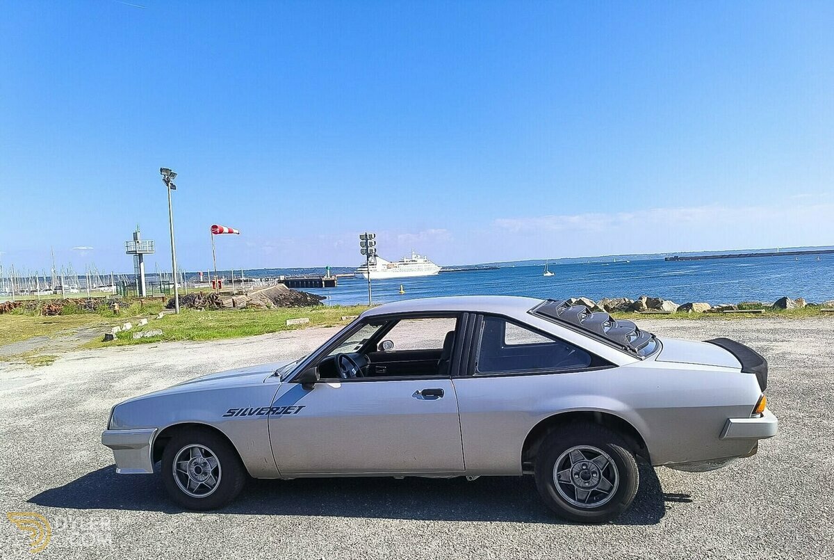 1981 Opel Manta B 2000 GTRE, foto 3