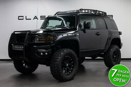 Toyota FJ Cruiser VVTi V6 SUV 2010 Black