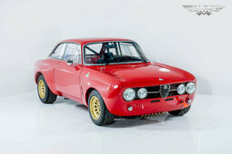 Alfa Romeo 1750 GTam Coupe 1969 Red