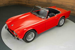 Triumph TR6 Triumph TR4 1964