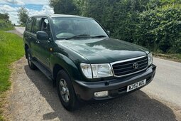 Toyota Land Cruiser 4.2 TD GX SUV 5dr Diesel Automatic (340 g/km, 201 2000 Verde