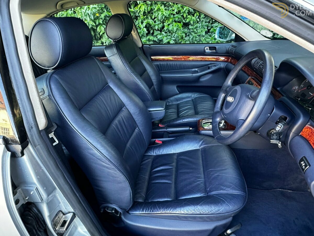 2000 Audi A4 2.4 SE AUTO LOW MILEAGE ONE OWNER, foto 8