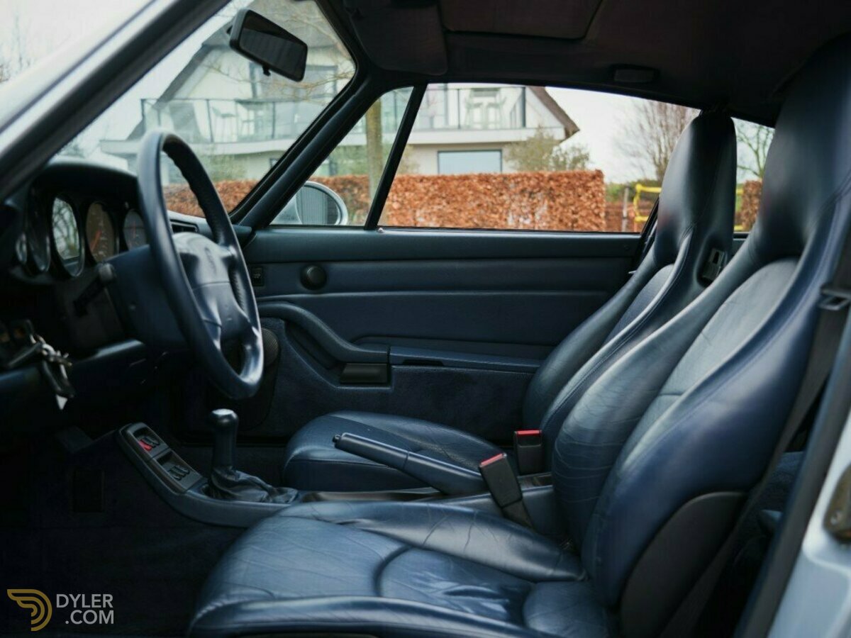 1995 Porsche 911 Carrera 4 with sunroof, foto 5