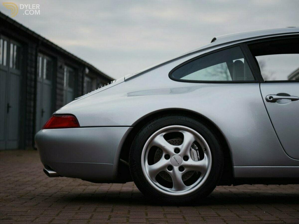 1995 Porsche 911 Carrera 4 with sunroof, foto 7
