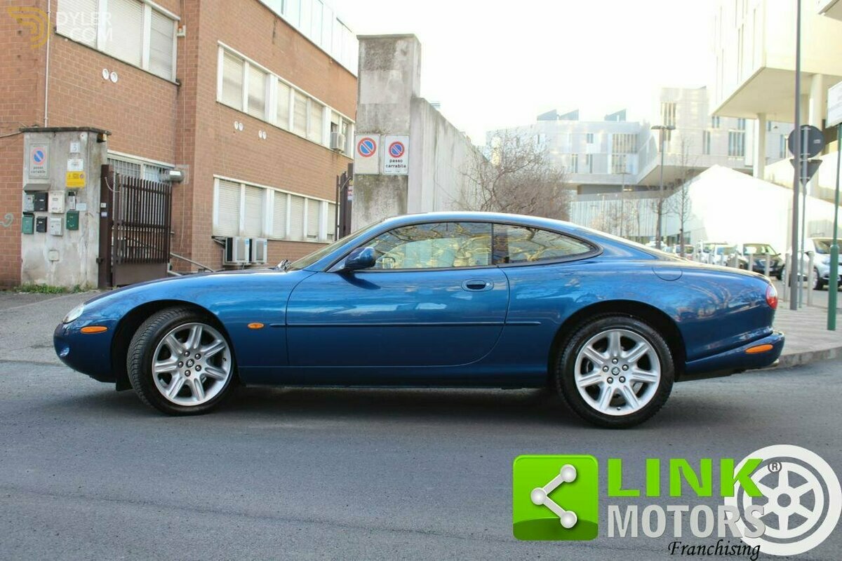 1997 Jaguar XK8 4.0 CoupÃÂ©, Crs, Kilometri originali, foto 2