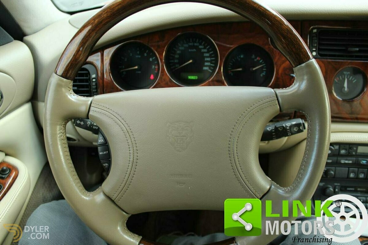 1997 Jaguar XK8 4.0 CoupÃÂ©, Crs, Kilometri originali, foto 9