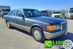 Mercedes-Benz 300 SE 1990 Blue