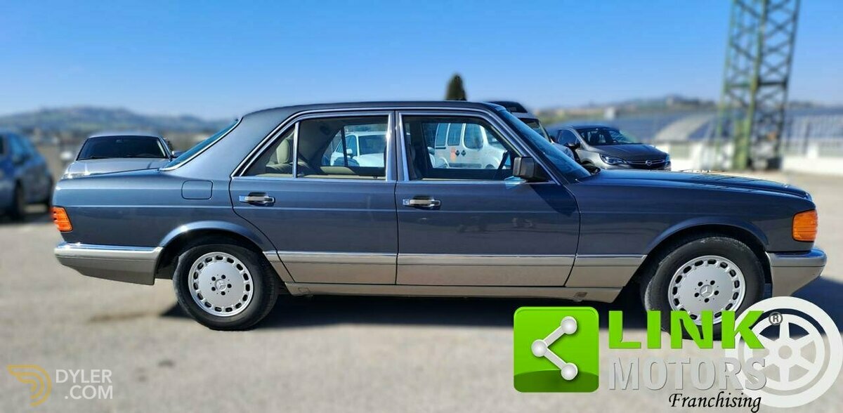 1990 Mercedes-Benz 300 SE, foto 2