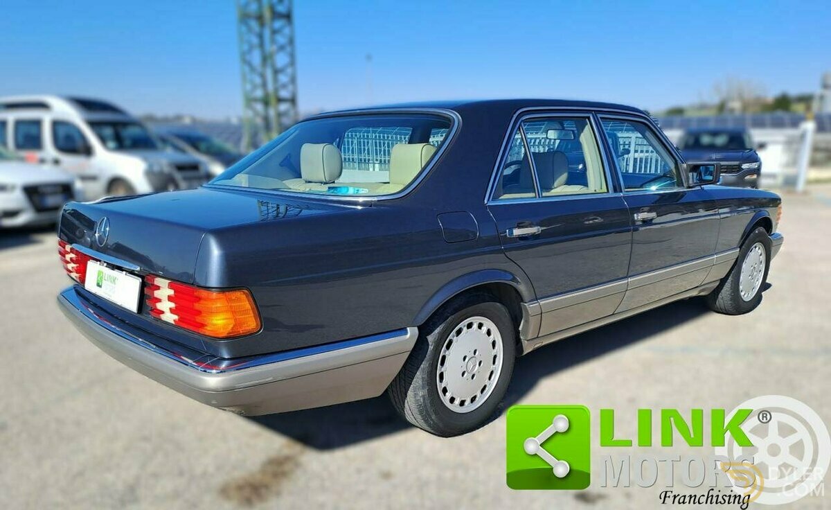 1990 Mercedes-Benz 300 SE, foto 3