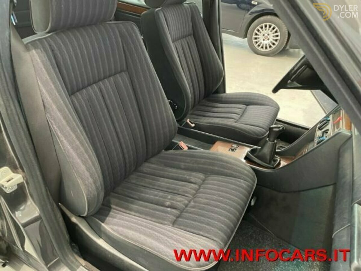1990 Mercedes-Benz 200 E cat W 124 FASCIONATA DA COLLEZIONE, foto 6