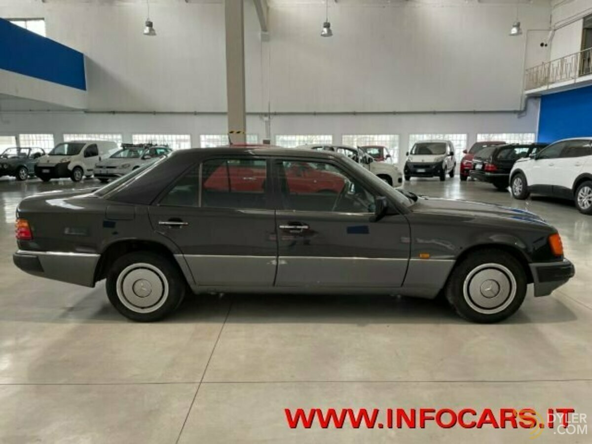 1990 Mercedes-Benz 200 E cat W 124 FASCIONATA DA COLLEZIONE, foto 10