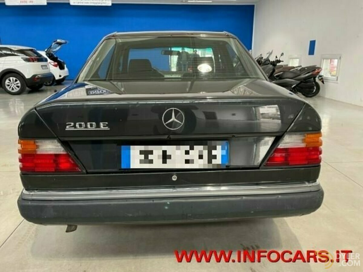 1990 Mercedes-Benz 200 E cat W 124 FASCIONATA DA COLLEZIONE, foto 11