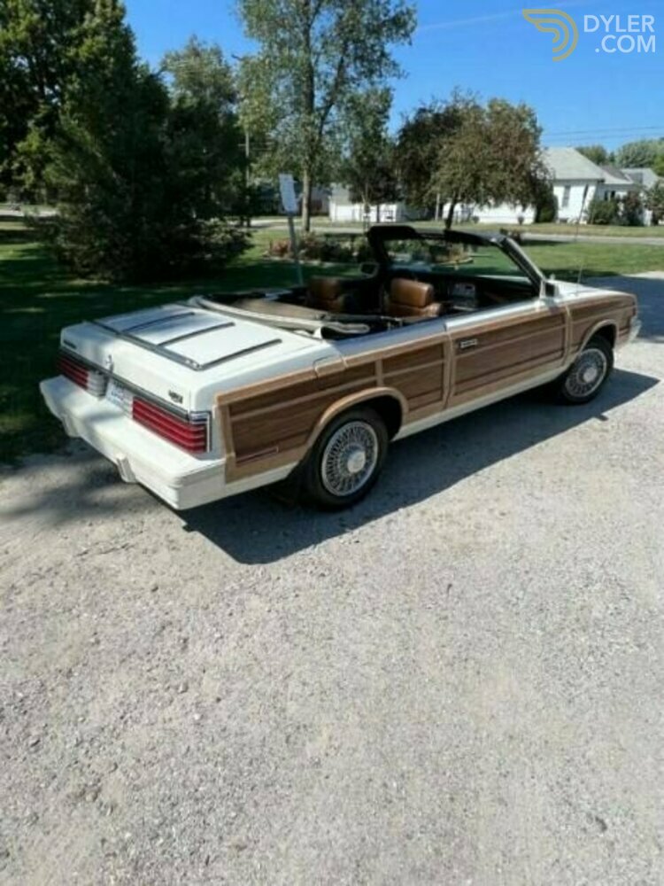 1984 Chrysler Le Baron Town & Country, foto 4