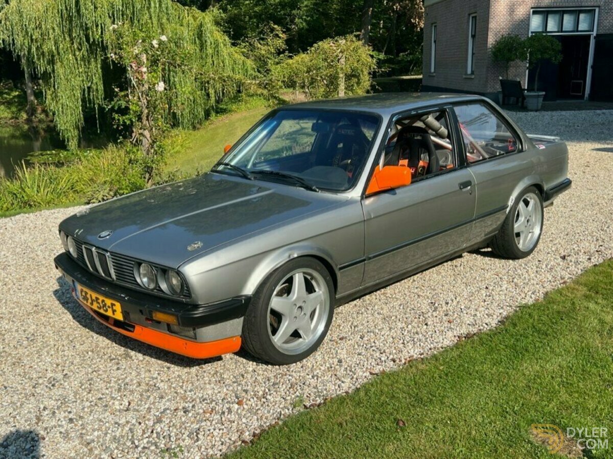 1987 BMW 325i RACE AUTO NL-kenteken, foto 2