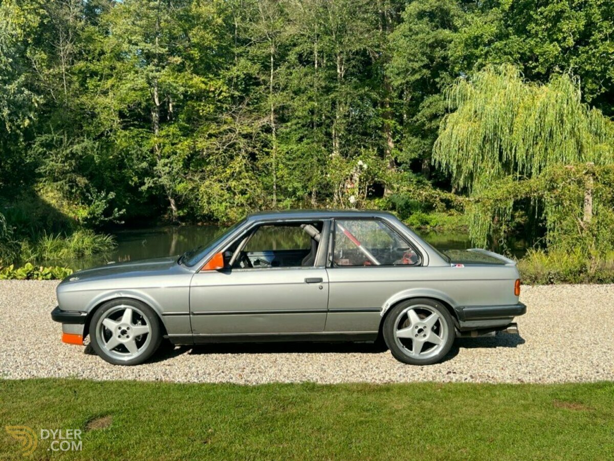 1987 BMW 325i RACE AUTO NL-kenteken, foto 4