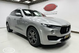 Maserati Levante - ONLINE AUCTION Geländewagen 2017 Grau