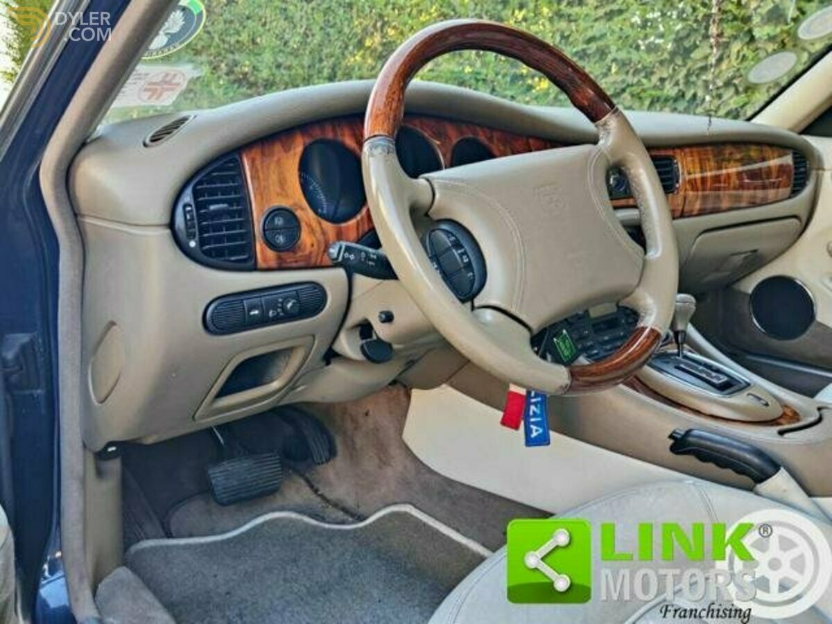 1998 Jaguar XJ8 4.0 V8 32V 284 CV Automatic Executive, foto 11