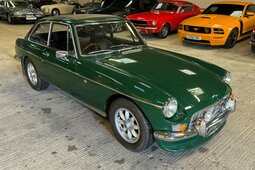 MG MGB GT Coupe 1966 Verde