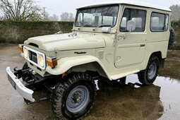 Toyota Land Cruiser FJ40 SUV 1976 Arenoso