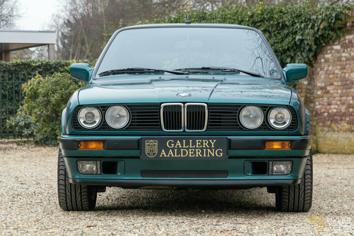 1993 BMW 316i Touring "Design Edition", foto 1