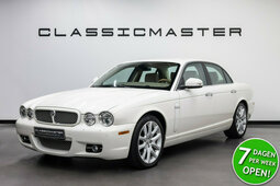 Jaguar XJ 4.2 V8 Sovereign LWB Sedan / Saloon 2008 White
