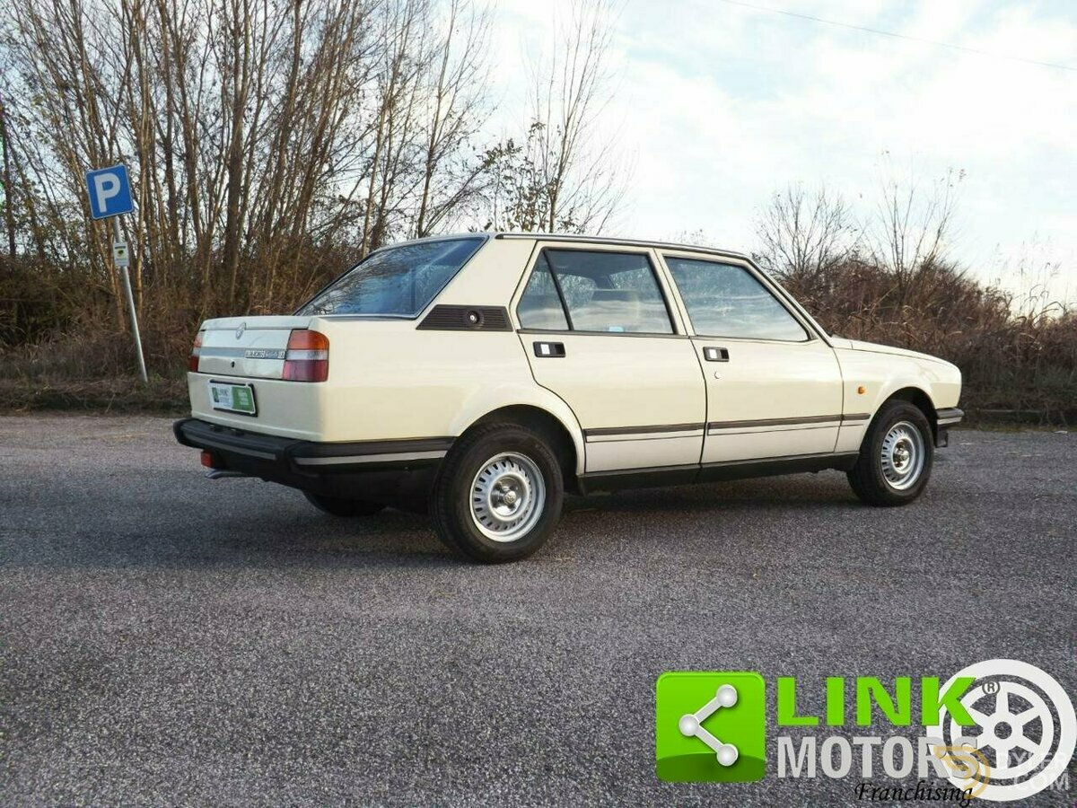 1983 Alfa Romeo Giulietta 1.8 con CRS in ordine di carrozzeria e meccanica, foto 9