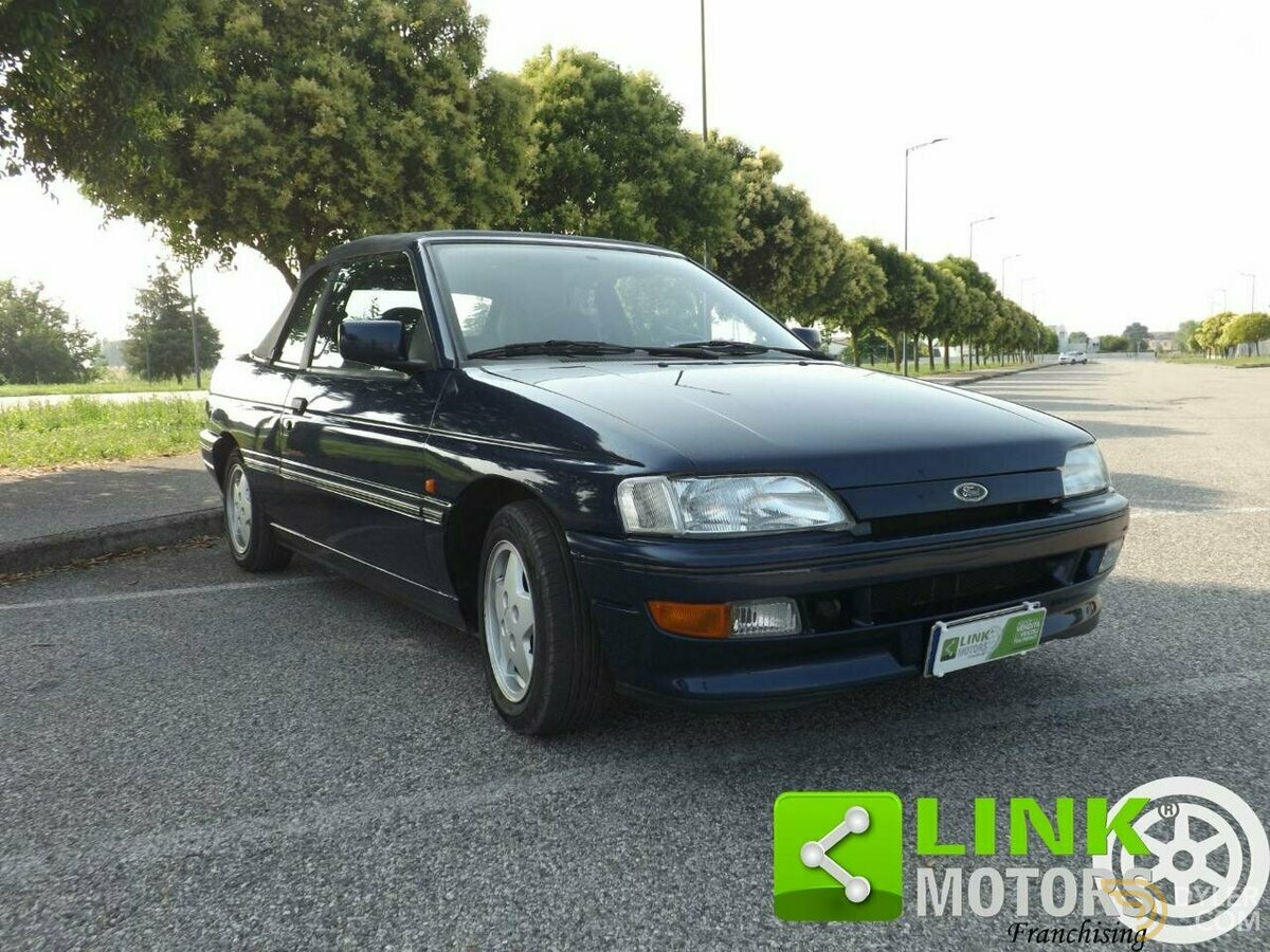 1992 Ford Escort 1.8i 16V cat Cabrio XR, foto 2