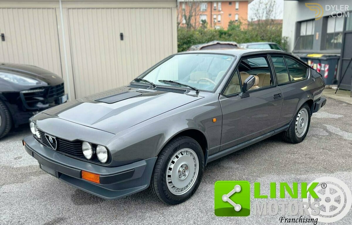 1981 Alfa Romeo GTV 6 2.5i-TARGA ORO-, foto 1
