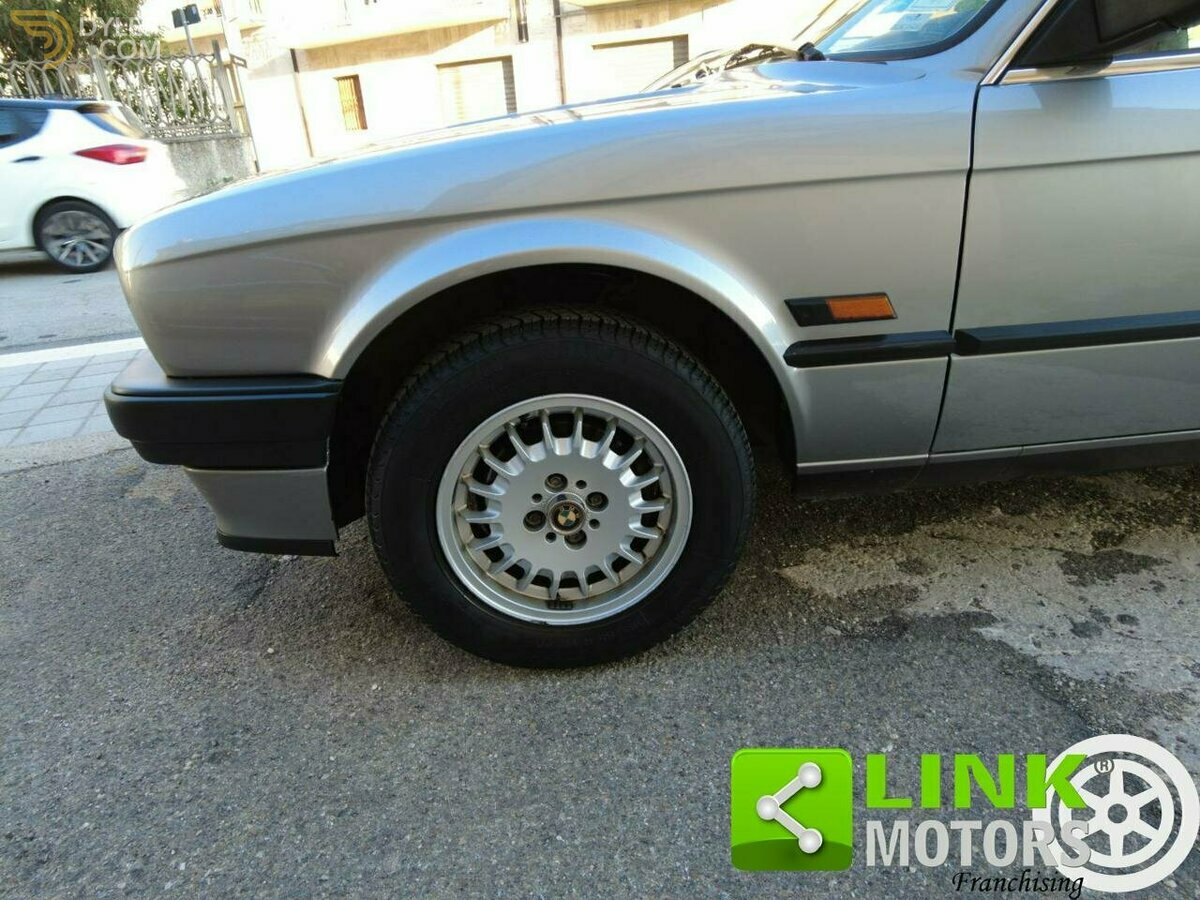 1989 BMW 318 i 4 porte, foto 4
