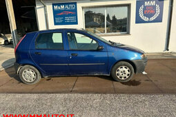 Fiat Punto 1.2i cat 5 porte SX  IMP- METANO!!!!! Limousine 2000 Blau