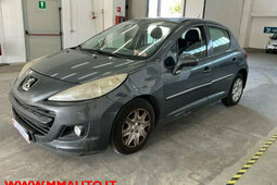 Peugeot 207 Plus 1.4 8V 75CV 5p. ECO GPL !!!!! Limousine 2013 Silberfarben