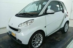 Smart ForTwo SMART ForTwo 1.0 Benzina Passi1.0 mhd Passion 71cv Hatchback 2008 White