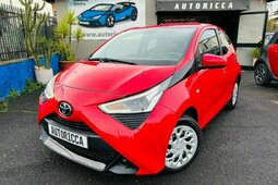 Toyota Aygo X-Play 1.0 70CV CARPLAY AUDIO*UNICO PROPARIETARIO* Sedan / Saloon 2021 Red
