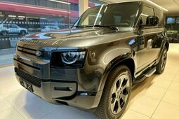 Land Rover Defender 90 3.0D I6 200 CV AWD Auto X-Dynamic SE*AZIENDALE Estate Car 2025 Grey